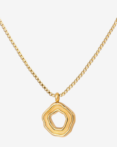 Coastal Charm Necklace Gold