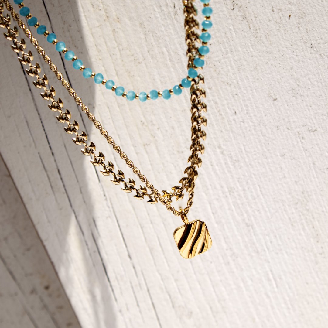Sounds of the Sea Necklace gold