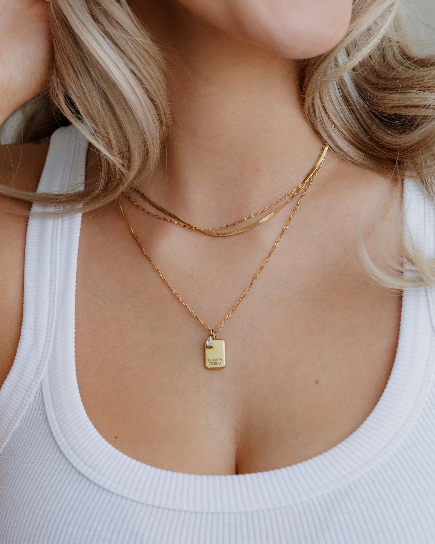 [[Farbe:Gold,shopthelook]]