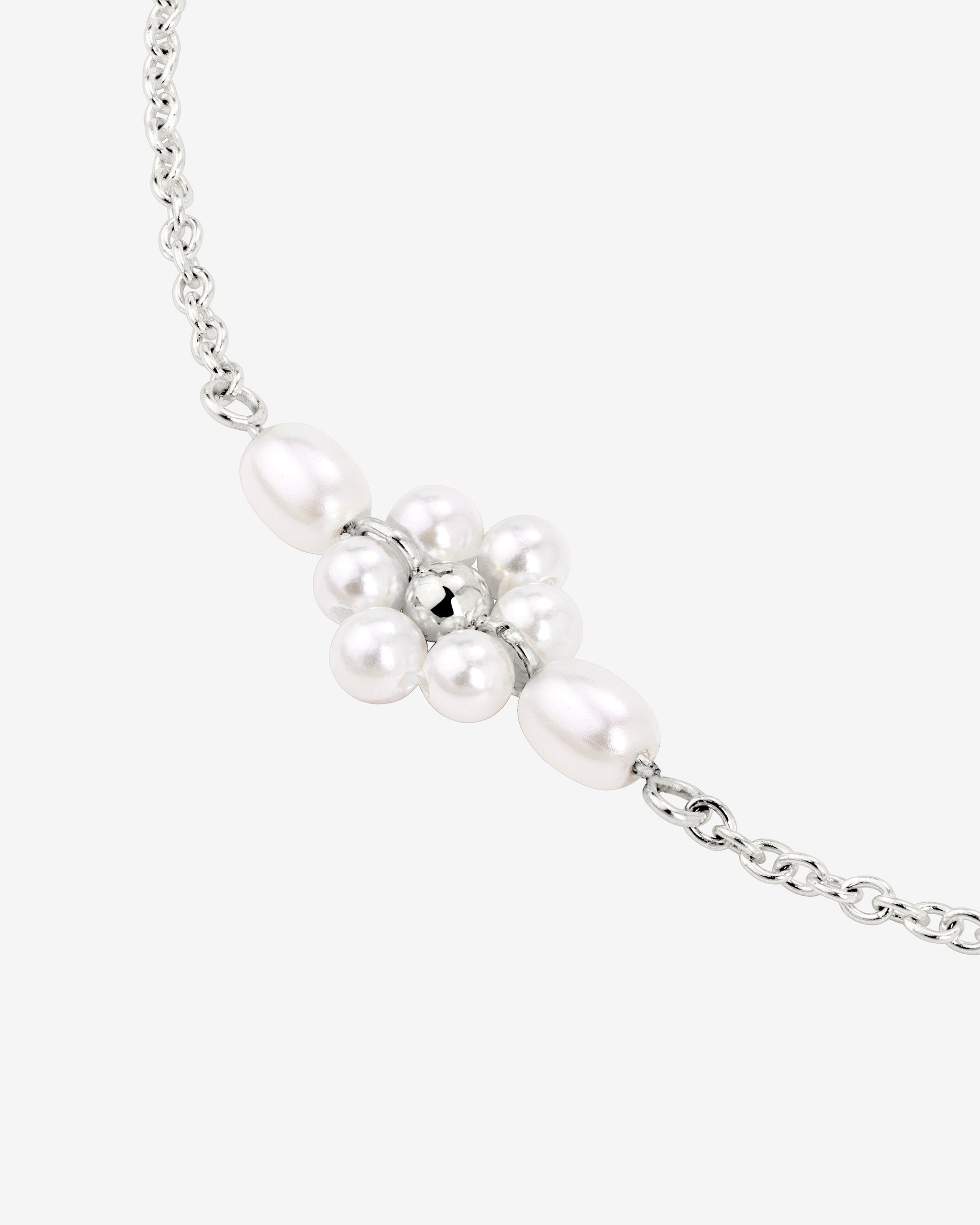Daisy Choker Silver