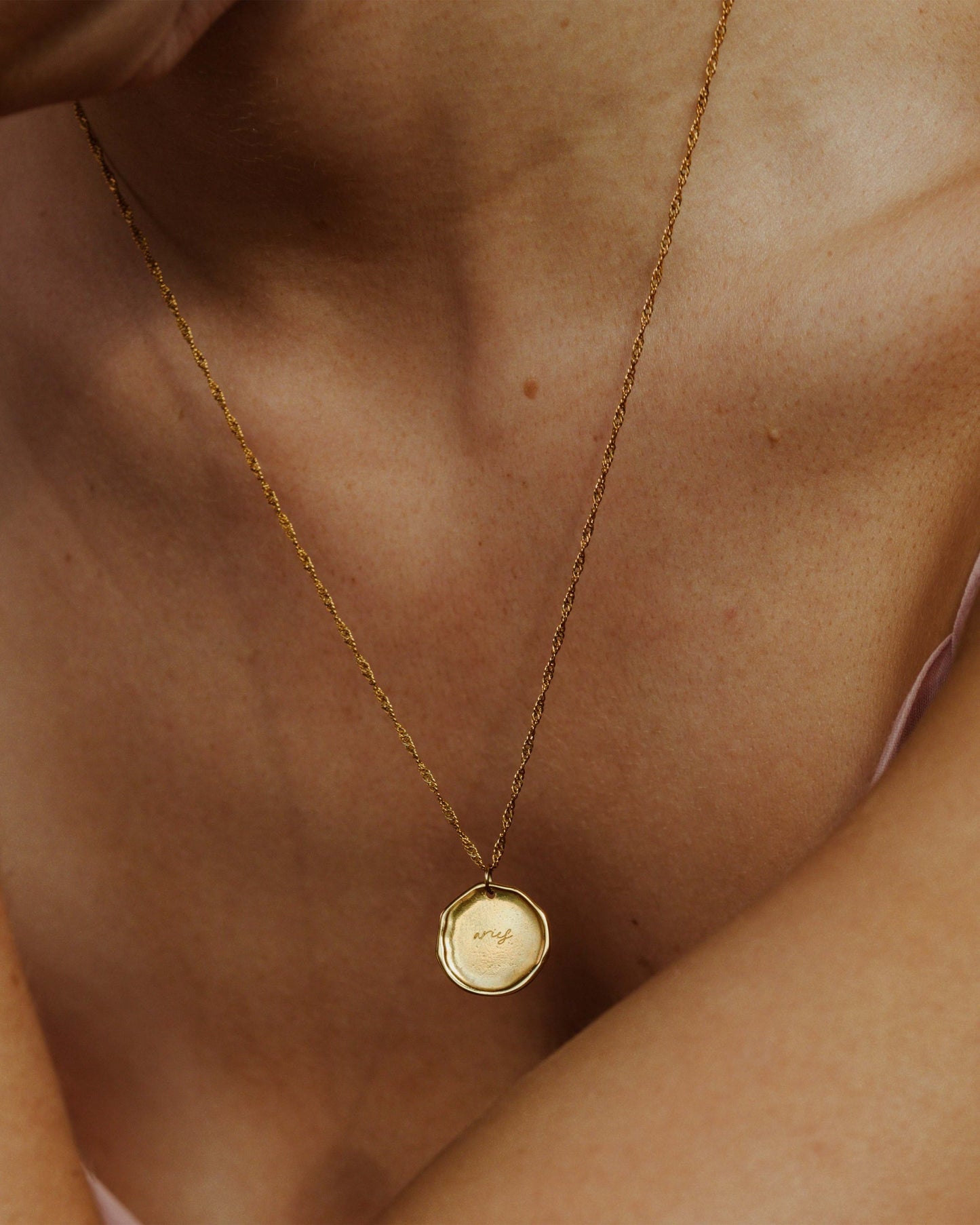 [[Color:gold]]