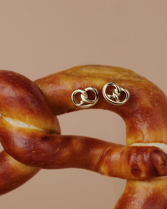 Pretzel Babe Studs Gold