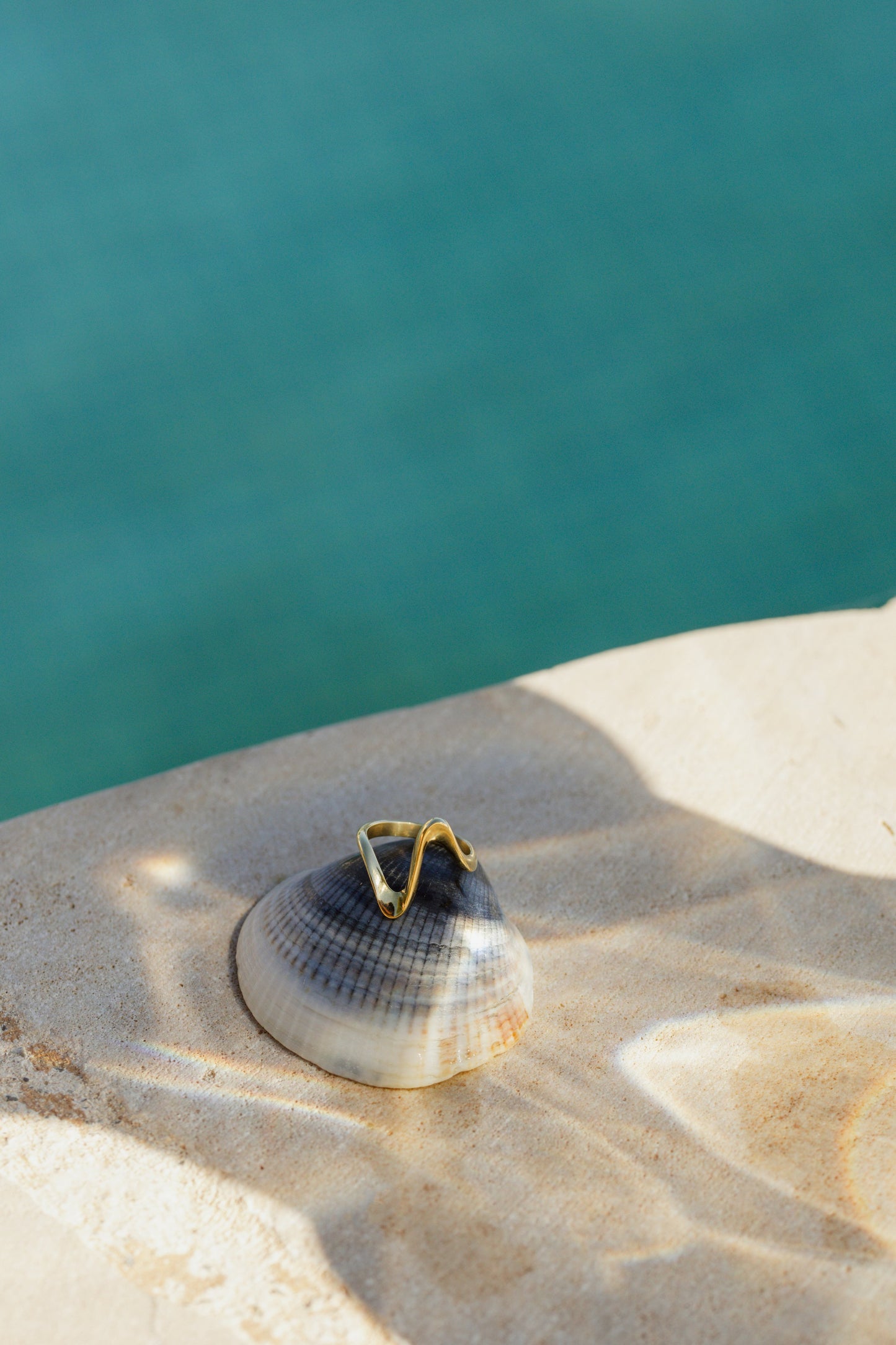 High Tide Ring Rose Gold