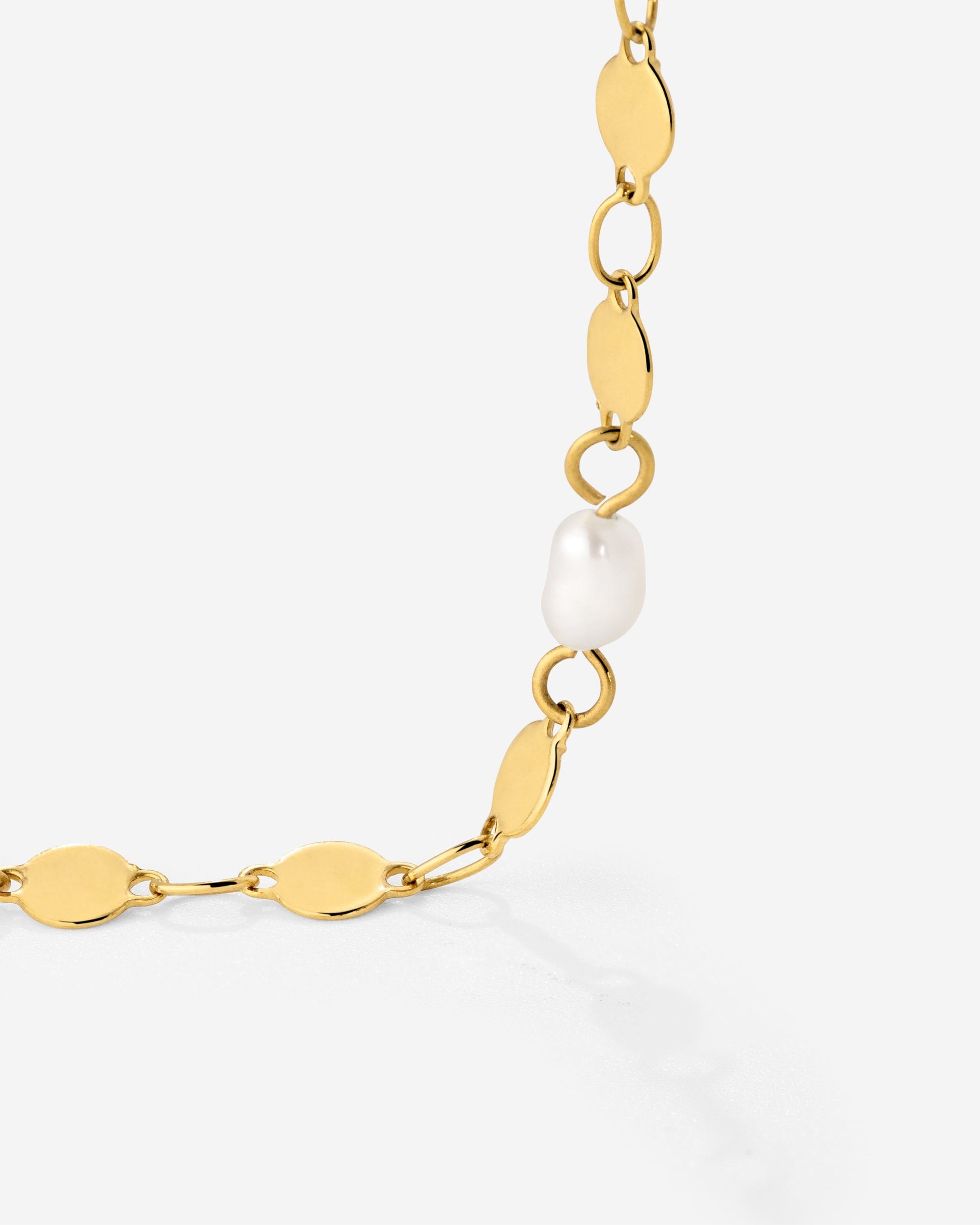 Beautiful Carmen Bracelet Gold