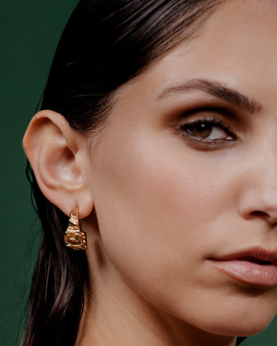 Crinkled Hoop Studs Rose Gold