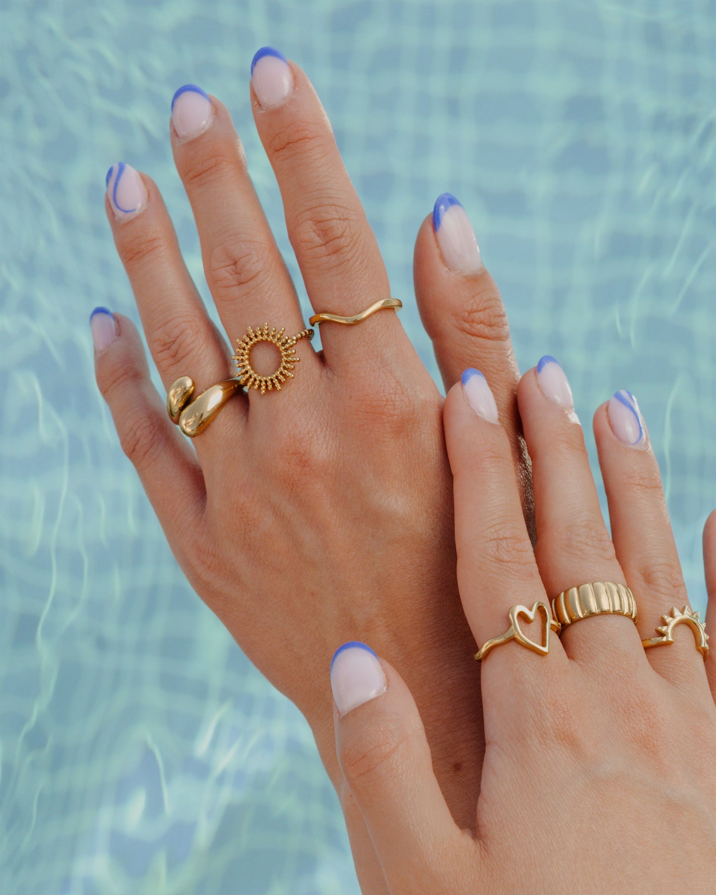 [[Farbe:Gold]]