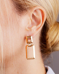 [[Color:Rose Gold]]