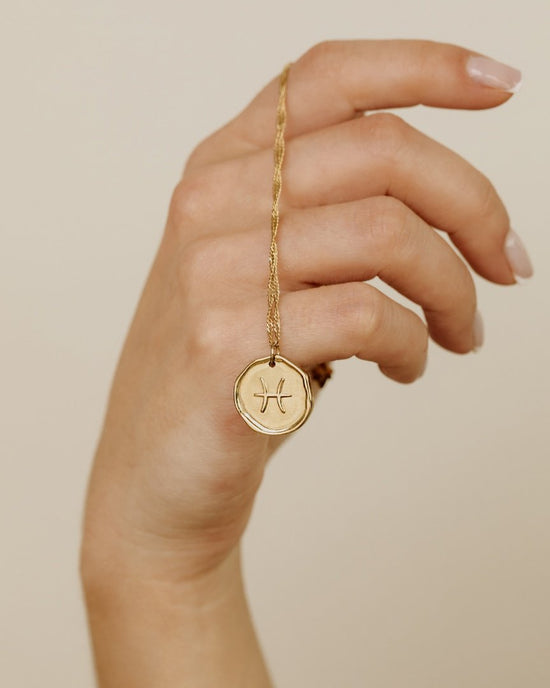 Zodiac Necklace – Pisces Gold