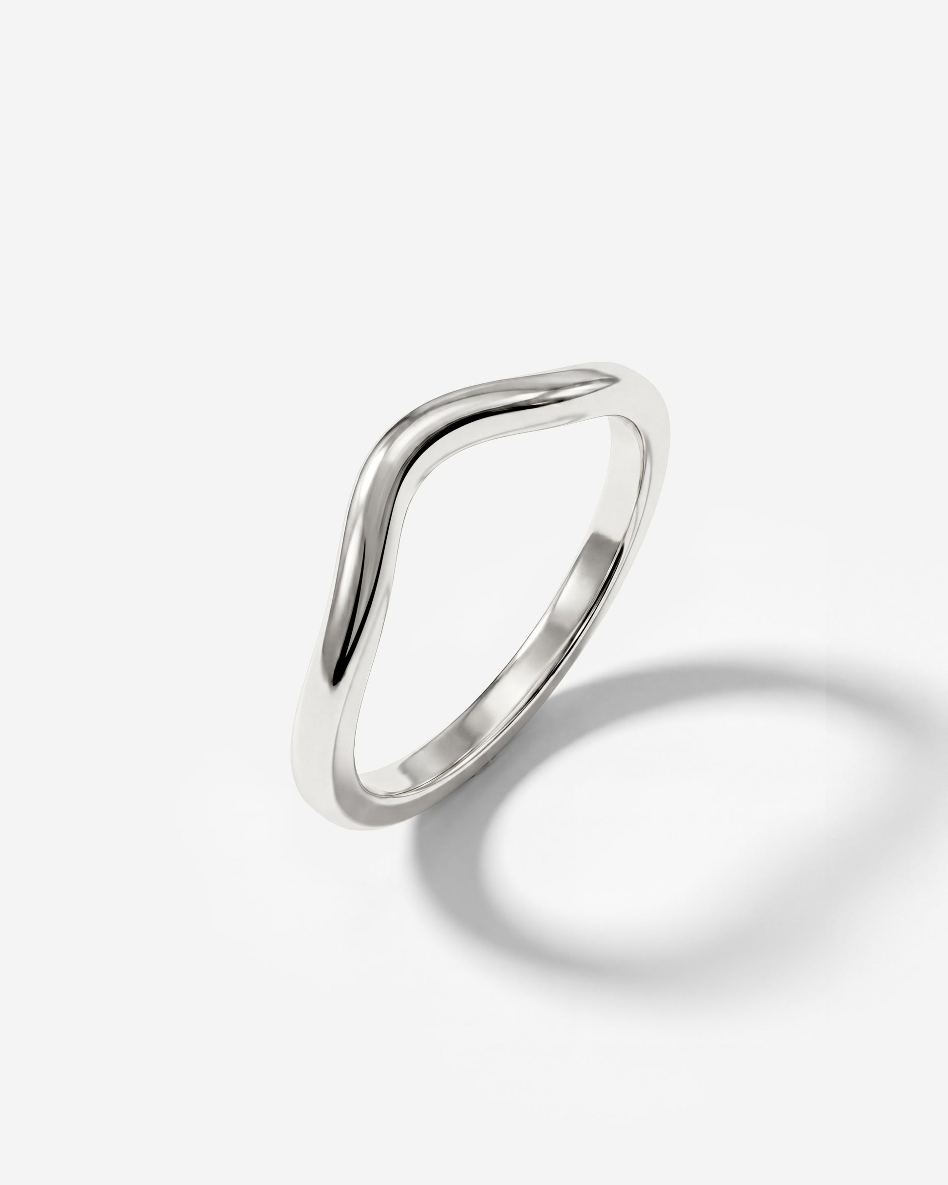 Gentle Curve Ring Silver