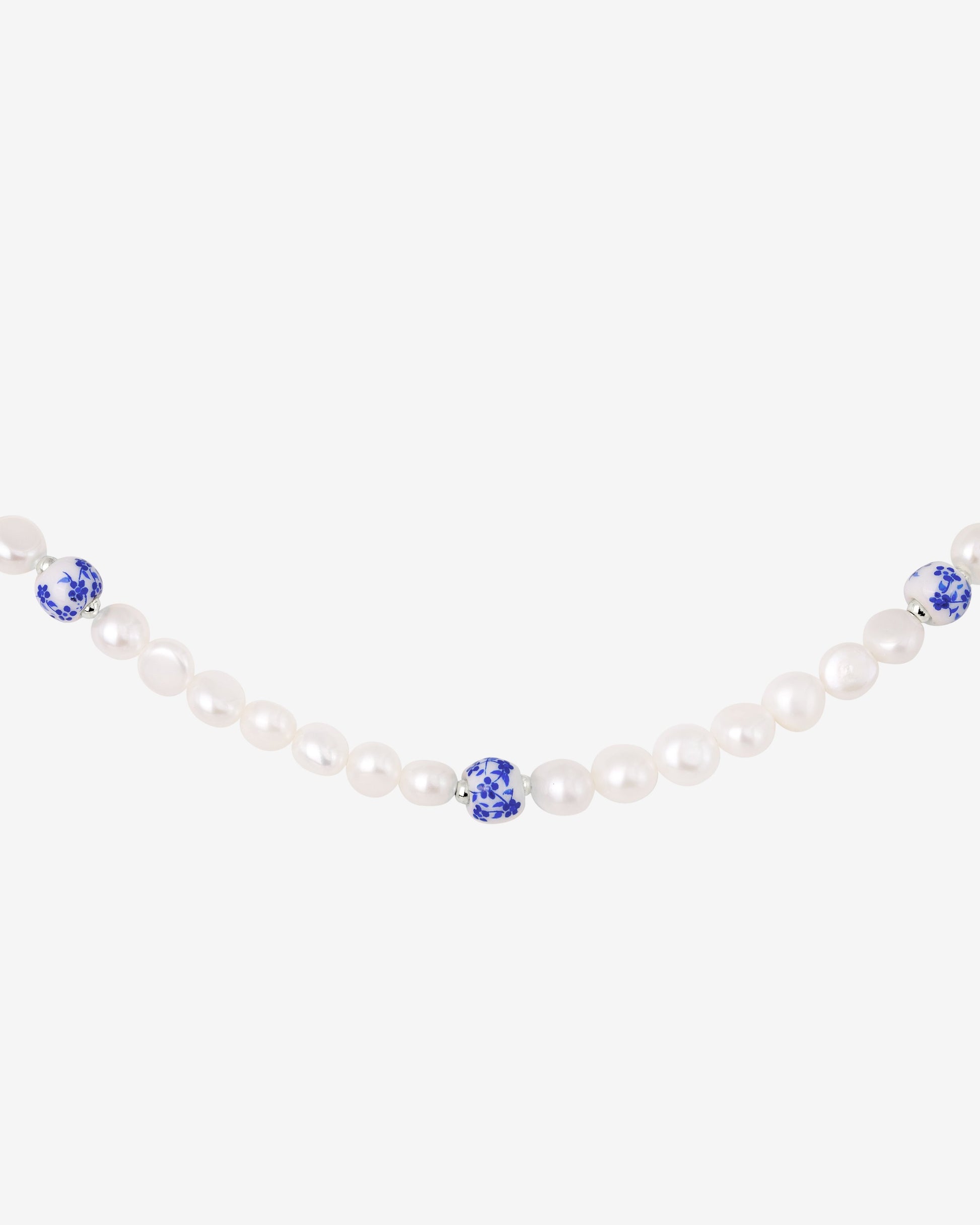 Flower Tile Pearl Necklace Silver