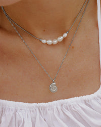[[Farbe:Silber,shopthelook]]