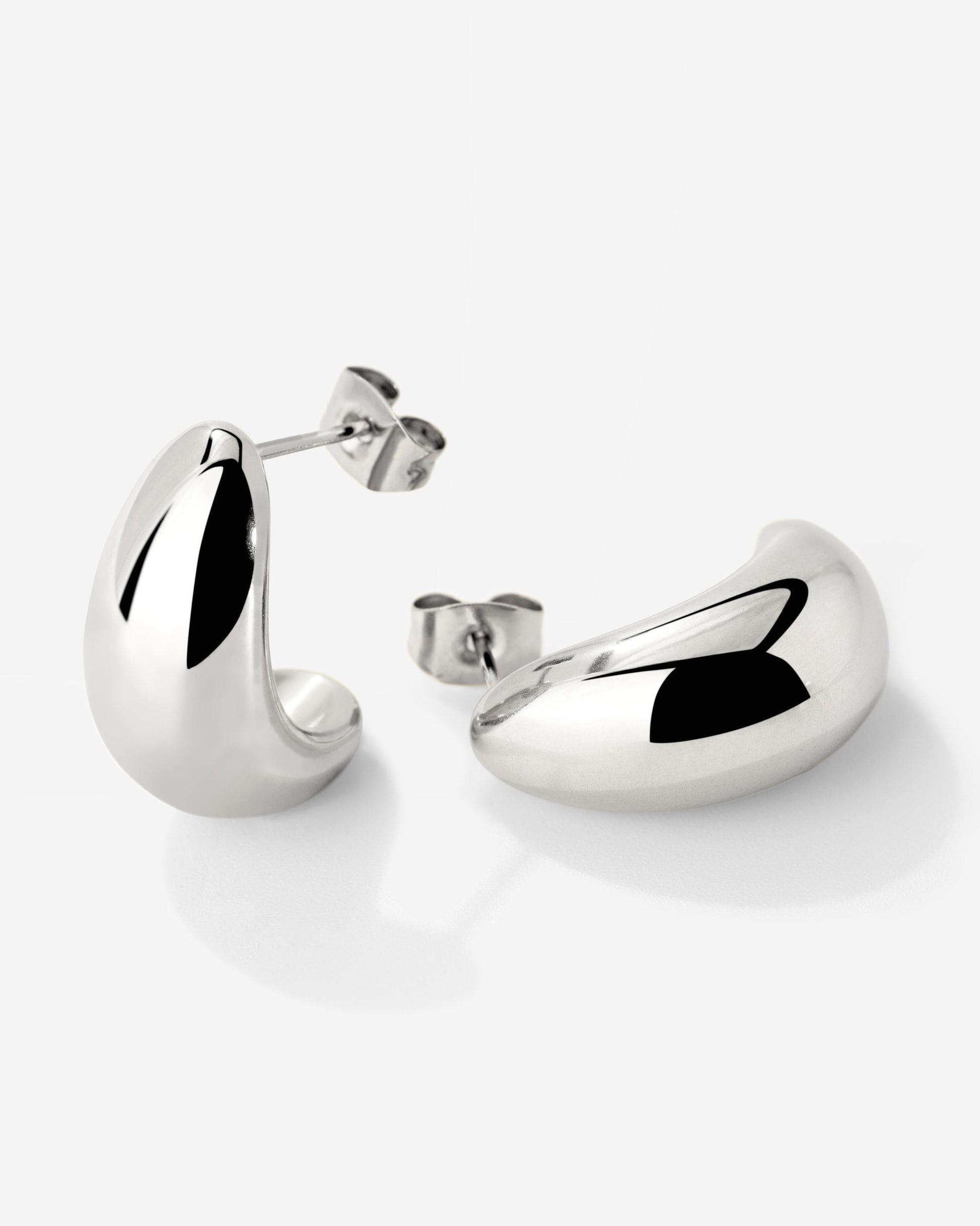 Huggie Studs Silver