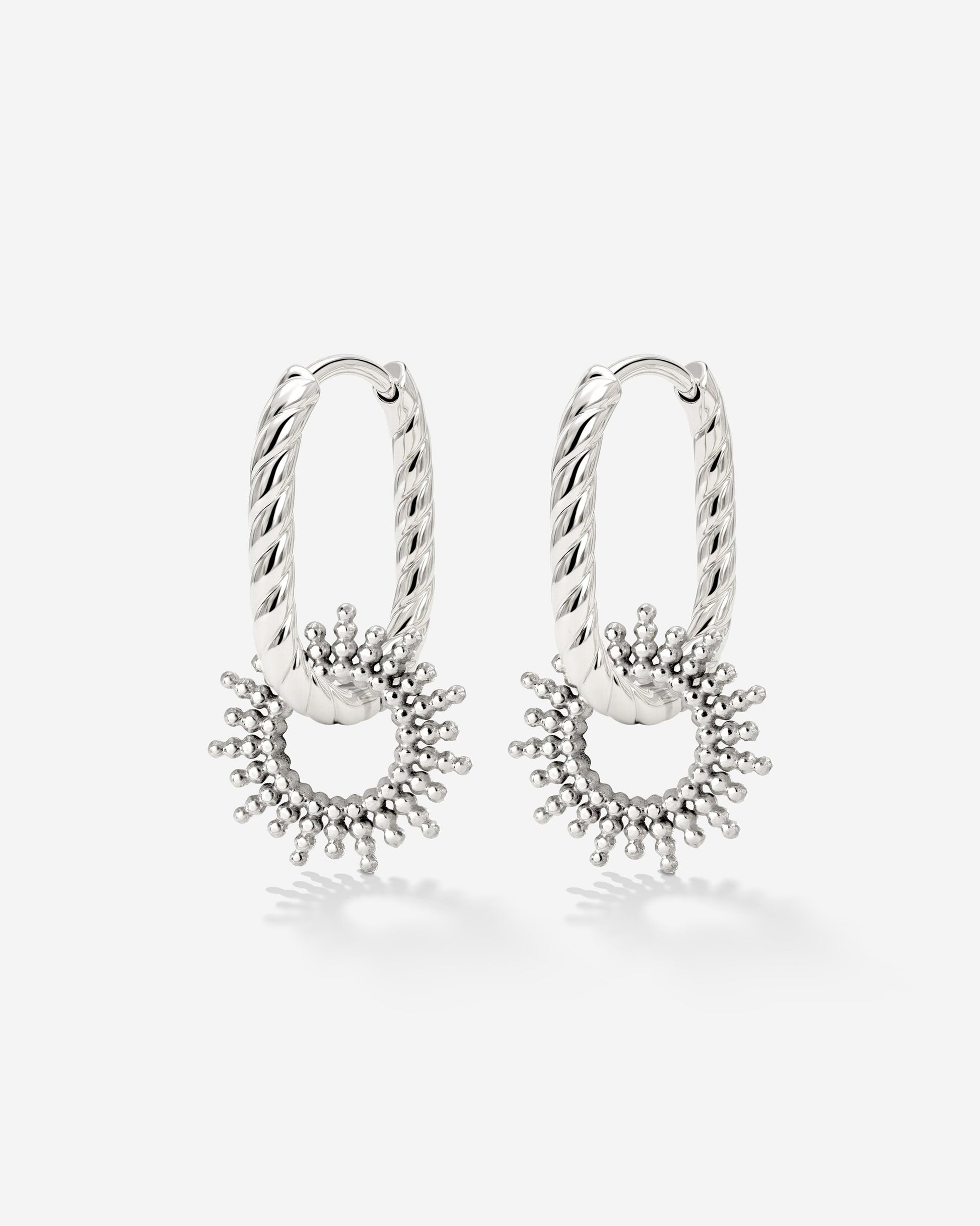 Sunny Oval Twisted Hoop Set Baby Silver