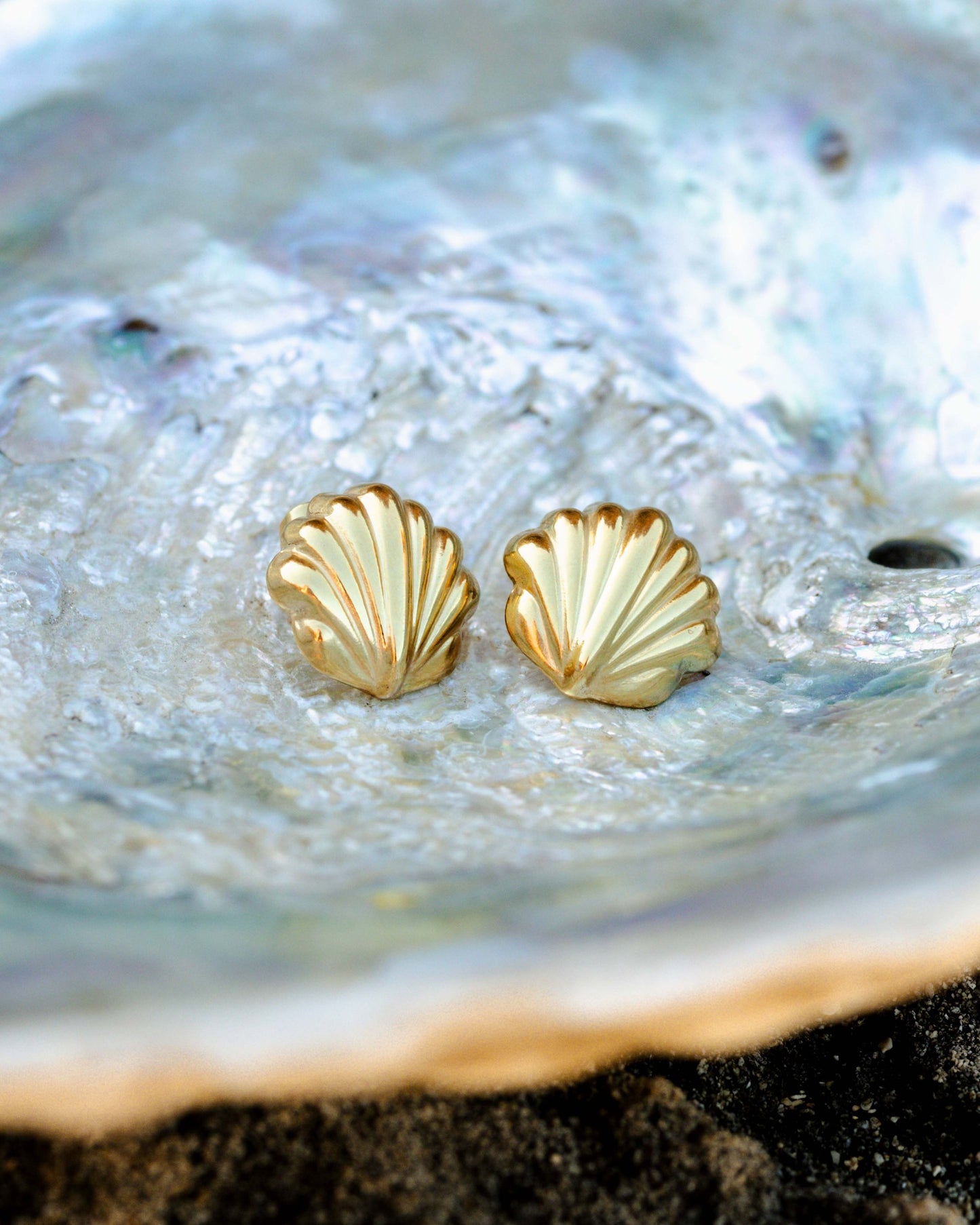 Venus Glow Studs