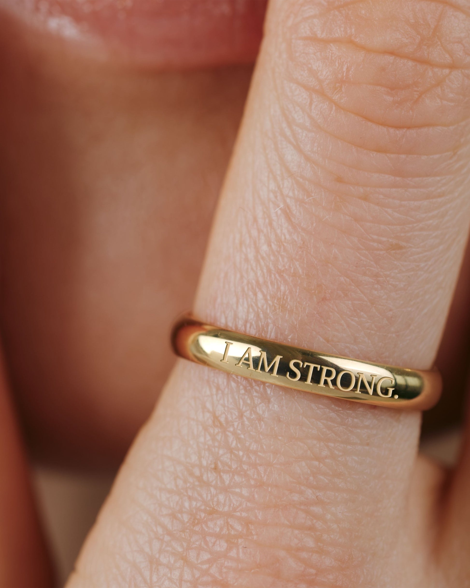 I am strong Ring gold