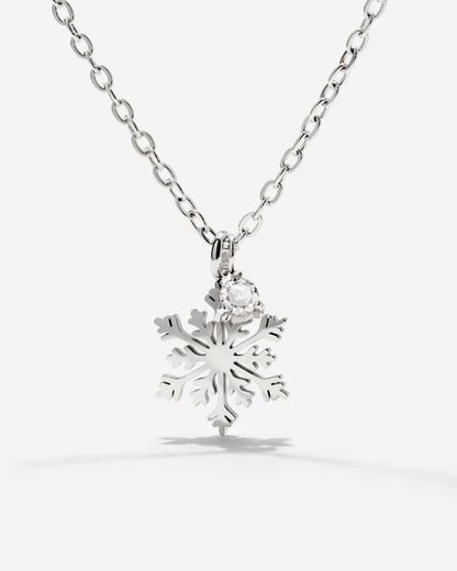 Sparkling Snowflake Necklace Silver
