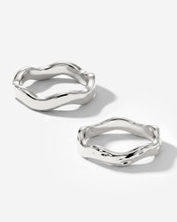 [[Color:Silver]]