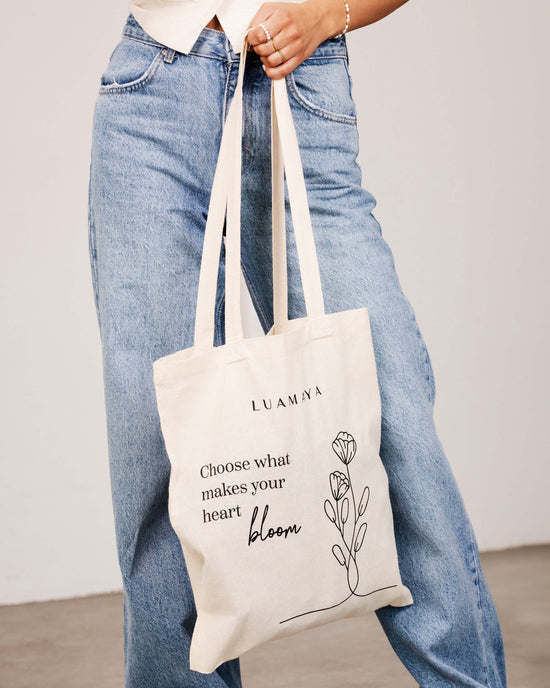 Tote bag Choose what makes you´re heart bloom