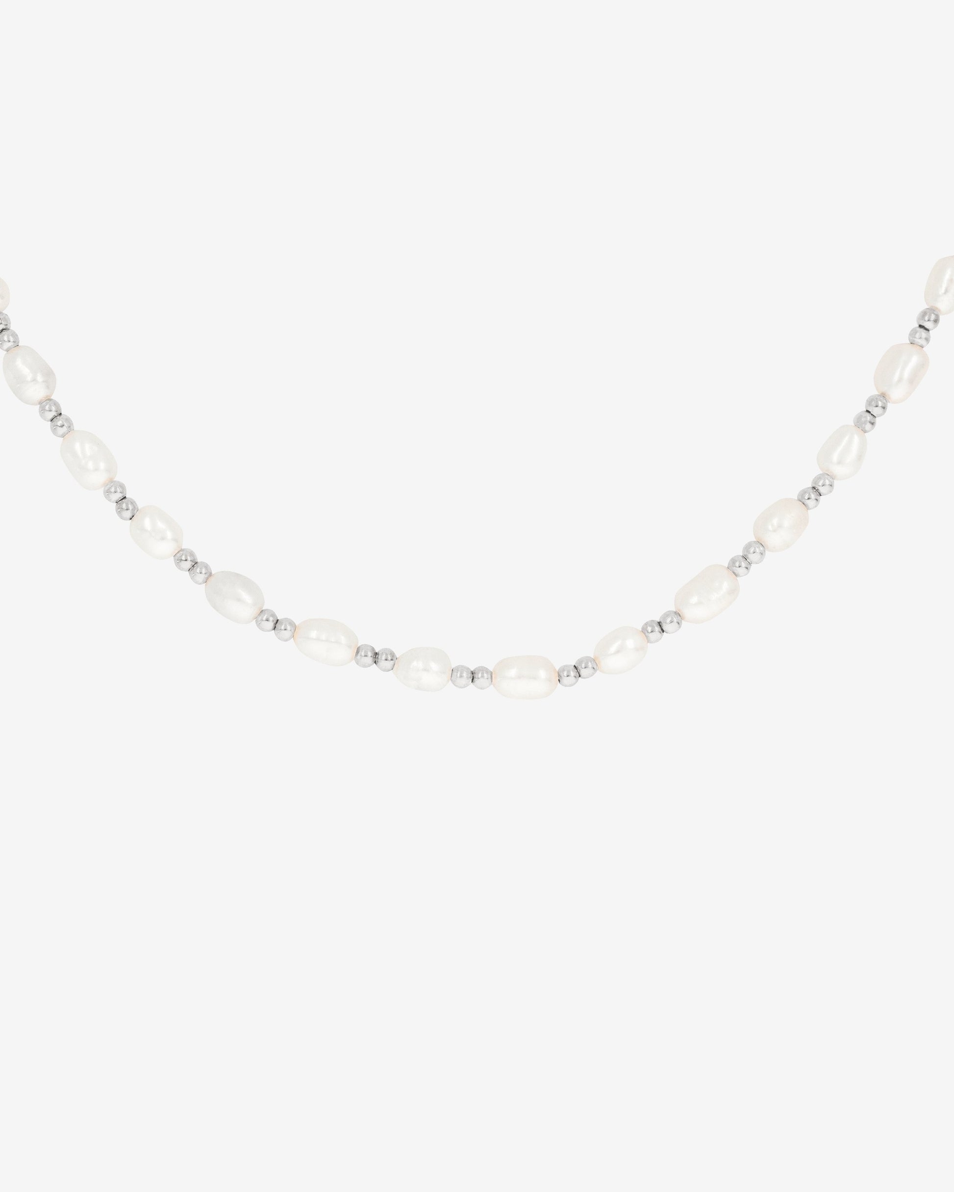 Summertime Pearl Necklace Silver