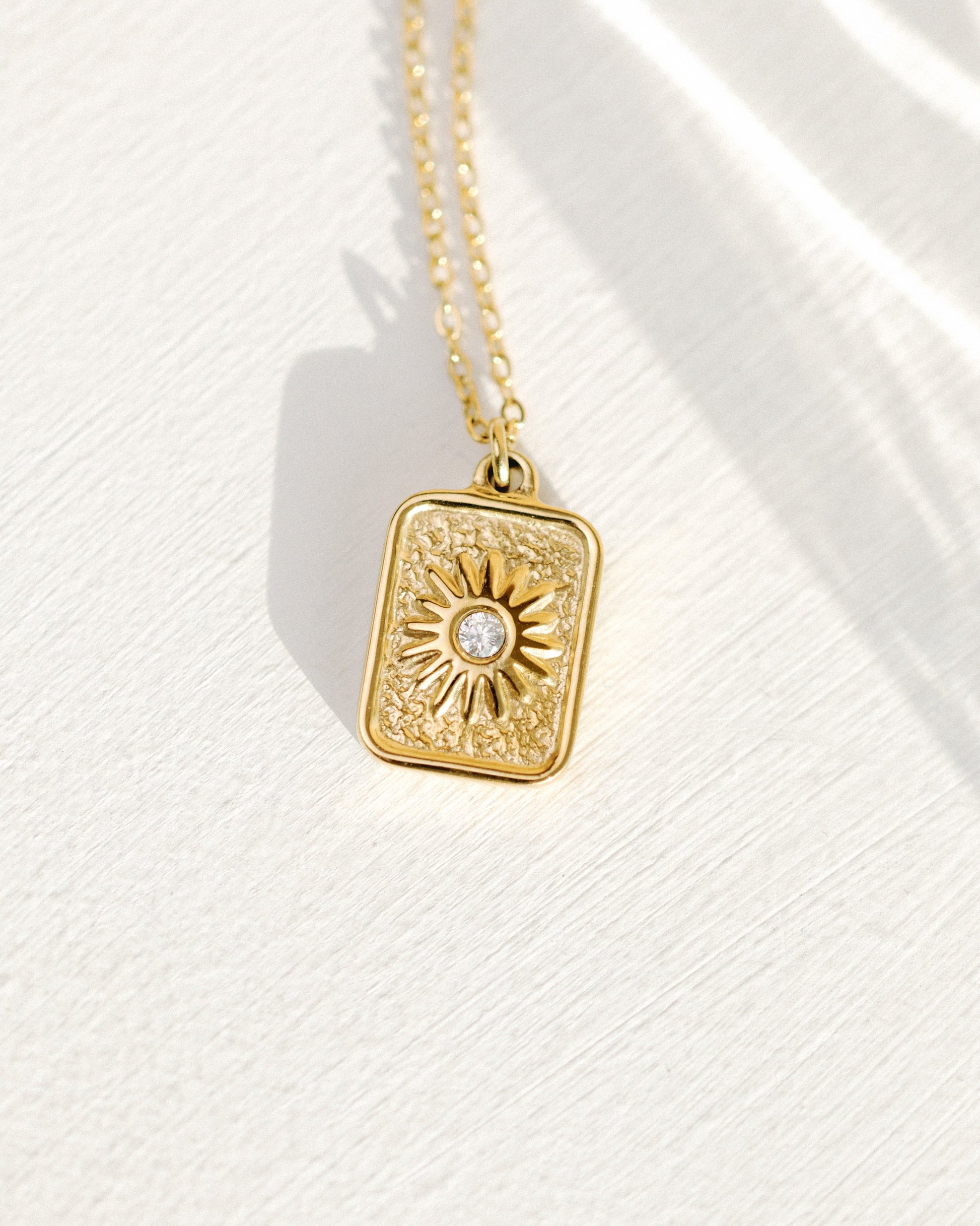 Sun Relic Necklace Silver