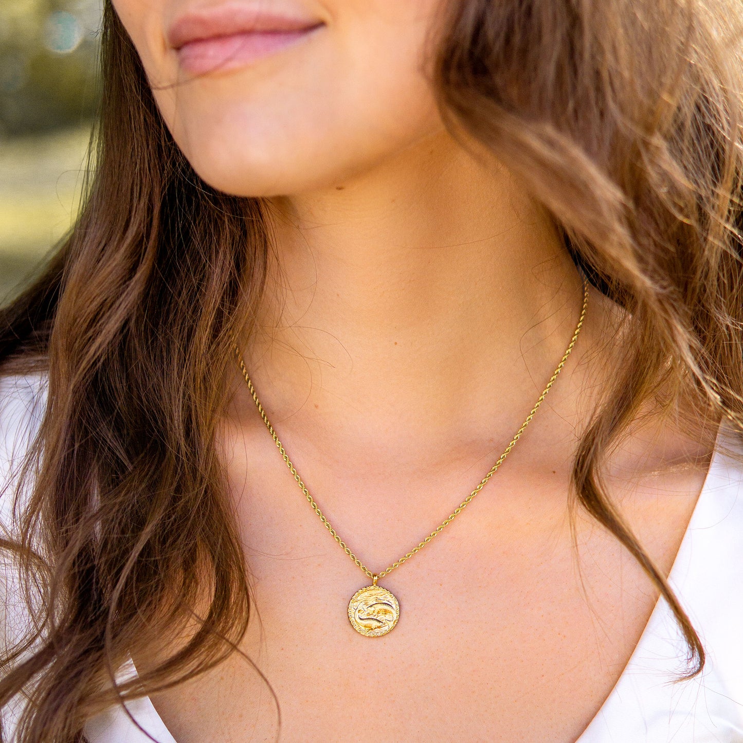 Pisces Necklace Gold