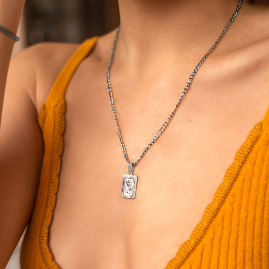 Nefertiti Necklace Silver