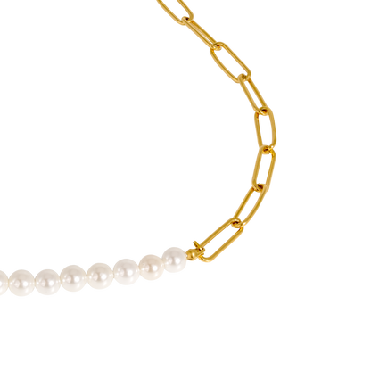 Chain & Pearl Necklace Gold