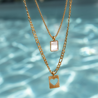 Shimmering Reflection Necklace Gold