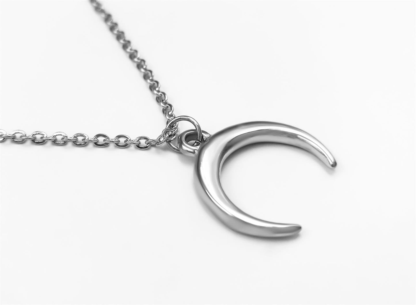 Lua Necklace Silver