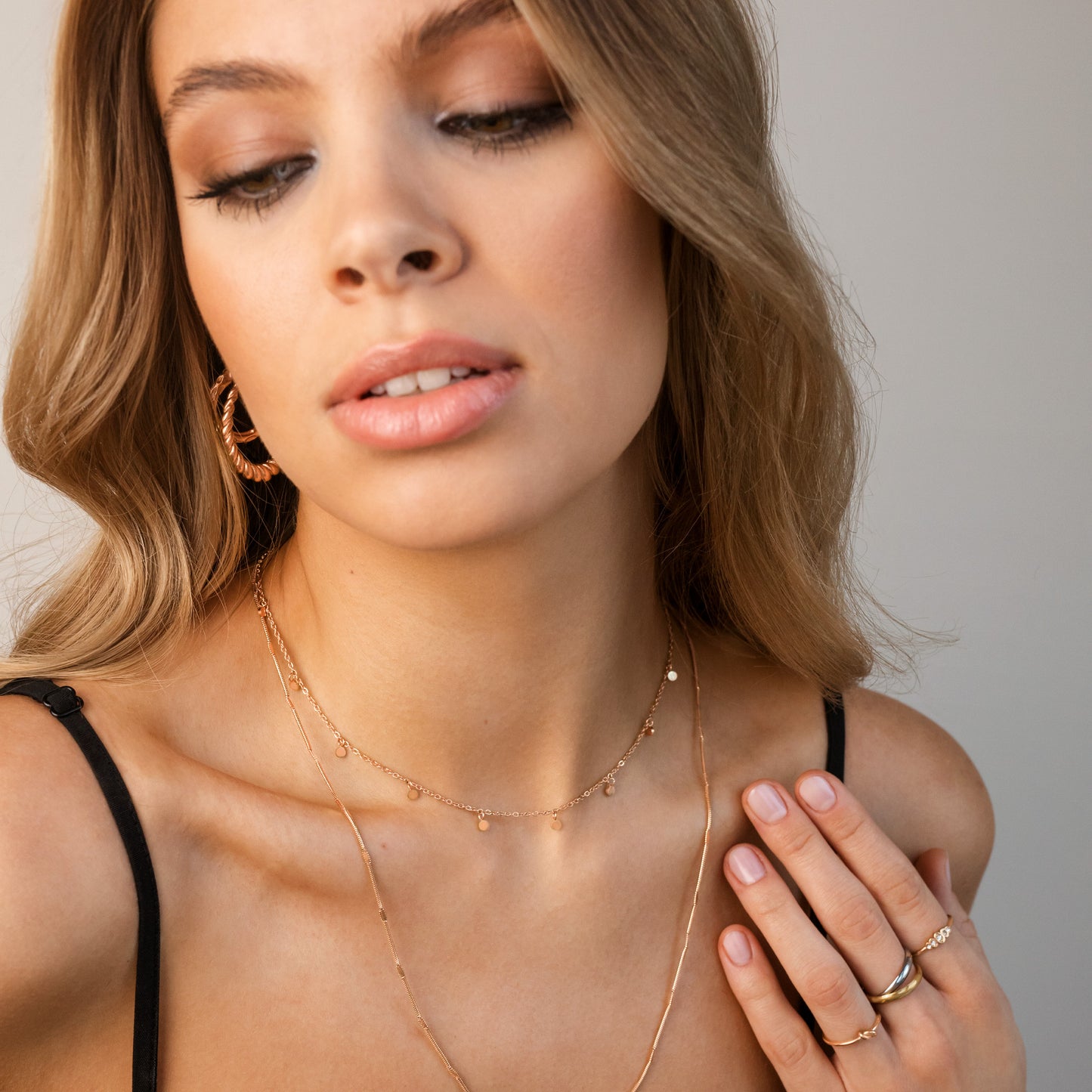 Tiny Coin Necklace Rose Gold