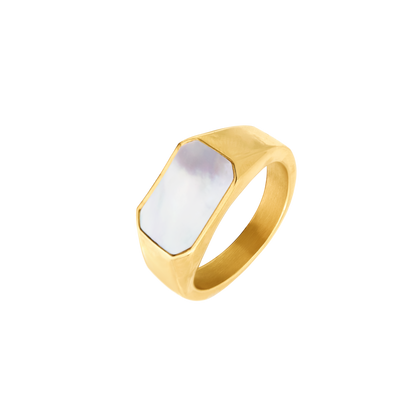 Mother of Pearls Ring Gold